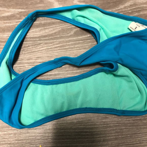 Hollister Blue and Mint bikini (top and bottom) - Picture 7 of 7